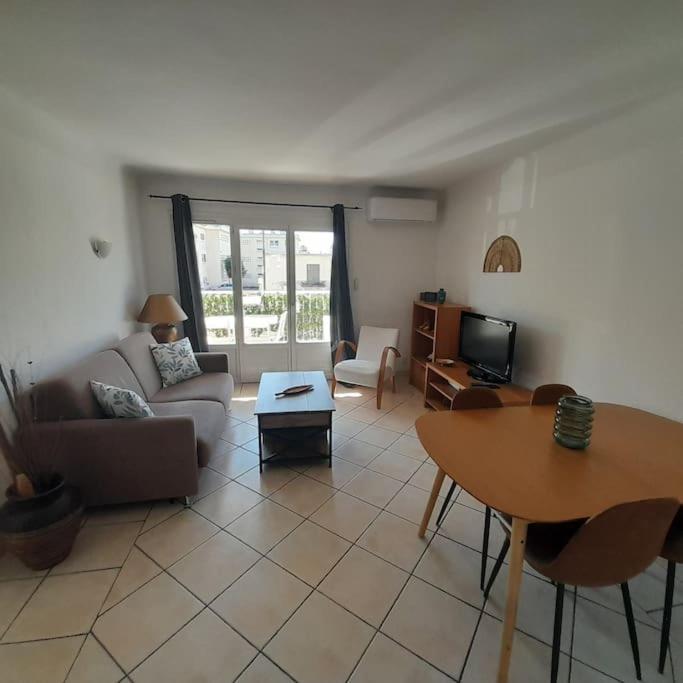 Apartment Petit Coin De Paradis 2 Mn De La 2chs Balcon Clim Parking Six-Fours-les-Plages