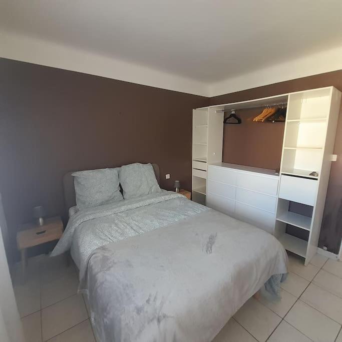 Apartment Petit Coin De Paradis 2 Mn De La 2chs Balcon Clim Parking