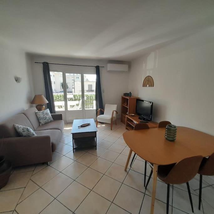 Apartment Petit Coin De Paradis 2 Mn De La 2chs Balcon Clim Parking *