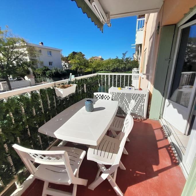 Petit Coin De Paradis 2 Mn De La 2chs Balcon Clim Parking Apartment