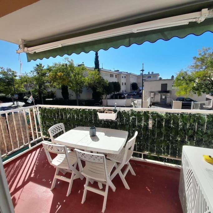 Apartment Petit Coin De Paradis 2 Mn De La 2chs Balcon Clim Parking