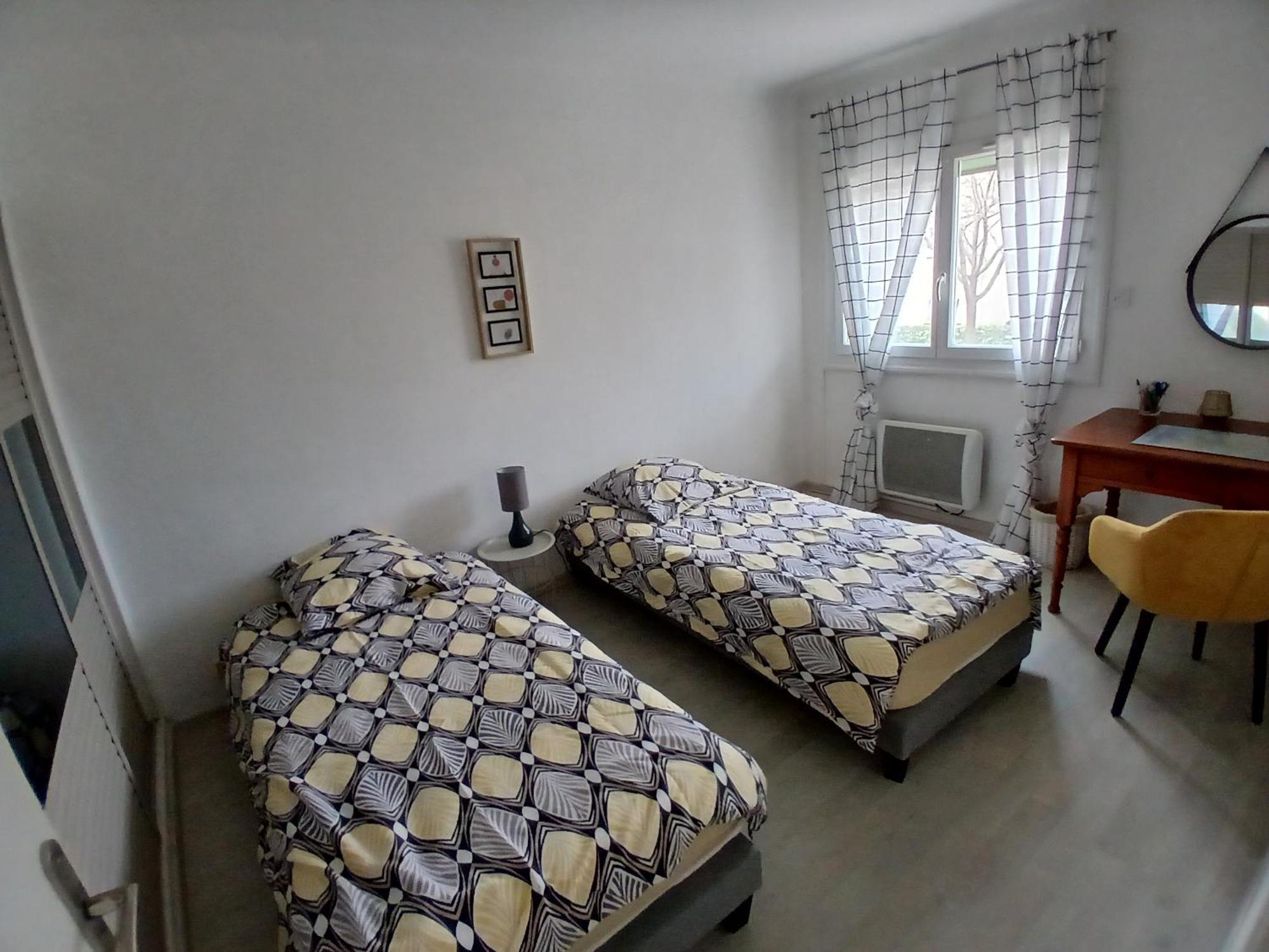 Petit Coin De Paradis 2 Mn De La 2chs Balcon Clim Parking Apartment Six-Fours-les-Plages